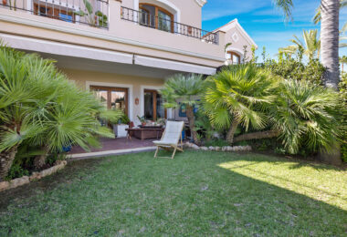 Elegant and spacious Villa in Paraíso Hills, Estepona – Coastal views and Exclusive amenities