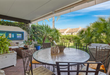 Elegant and spacious Villa in Paraíso Hills, Estepona – Coastal views and Exclusive amenities