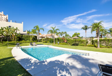 Elegant and spacious Villa in Paraíso Hills, Estepona – Coastal views and Exclusive amenities