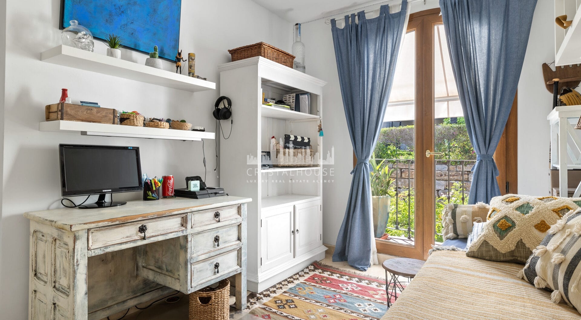 Elegant and spacious Villa in Paraíso Hills, Estepona – Coastal views and Exclusive amenities