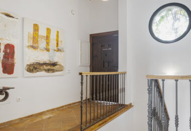 Spacious semi-detached house with pool and southwest views in Marbella premium area