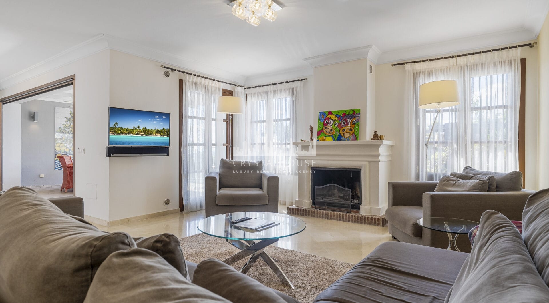 Spacious semi-detached house with pool and southwest views in Marbella premium area