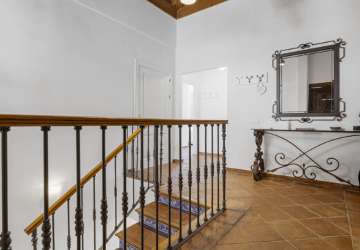 Spacious semi-detached house with pool and southwest views in Marbella premium area