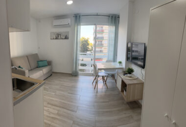 Renovated studio for sale in Arroyo de la Miel, Benalmádena