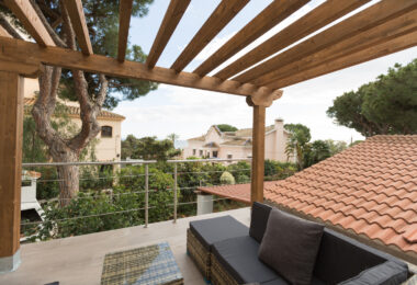 A pine and sea retreat in Las Chapas, Marbella