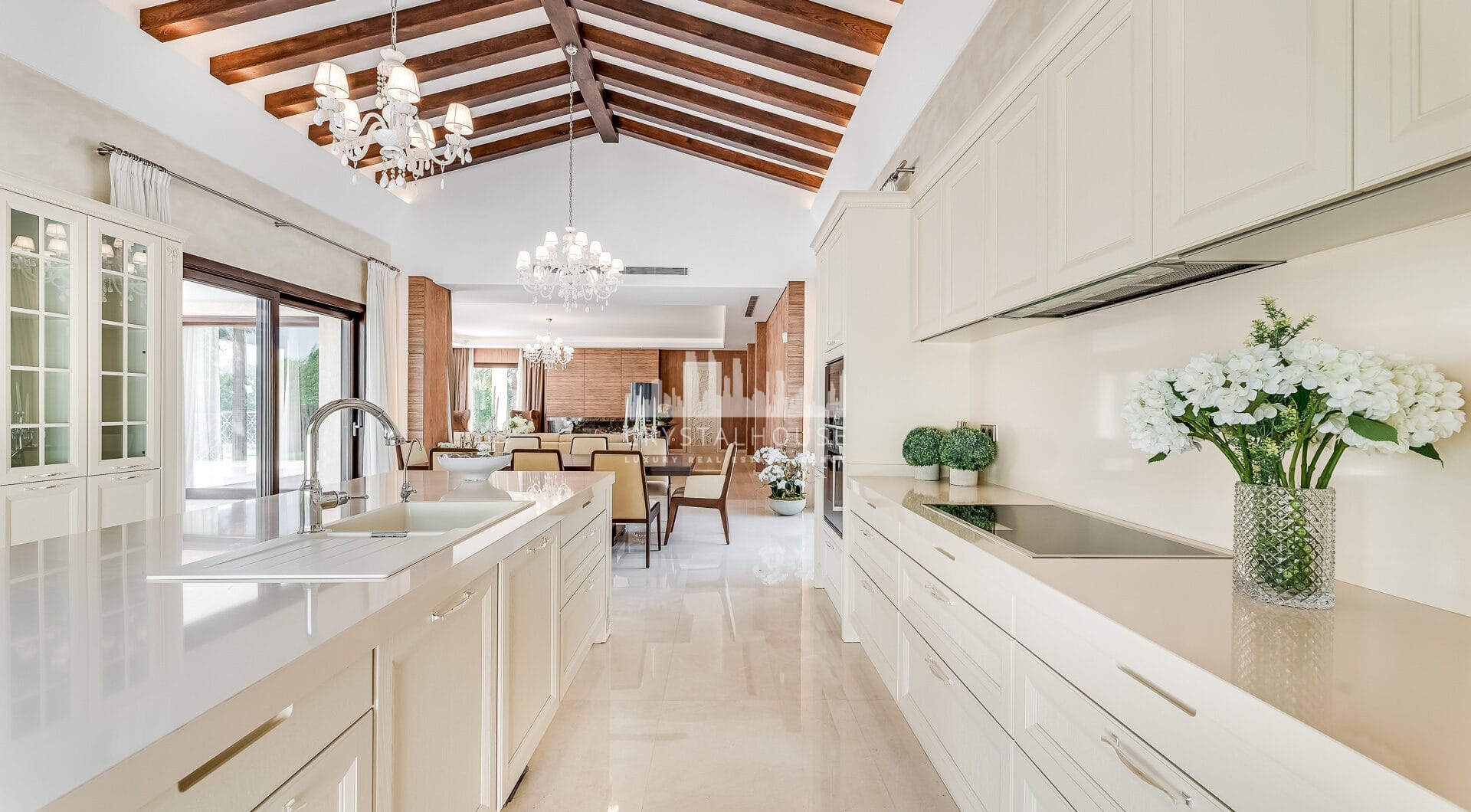 Villa Maria - Los Naranjos, Nueva Andalucia