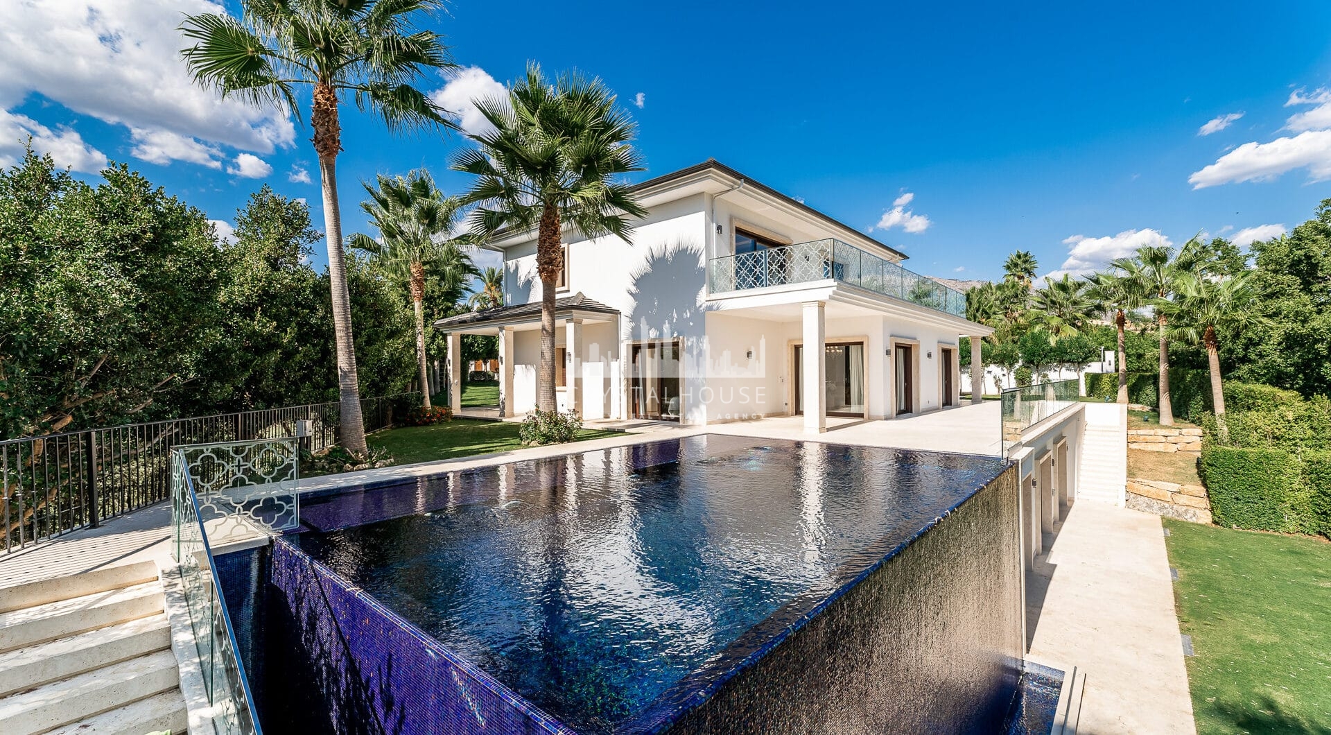 Villa Maria - Los Naranjos, Nueva Andalucia