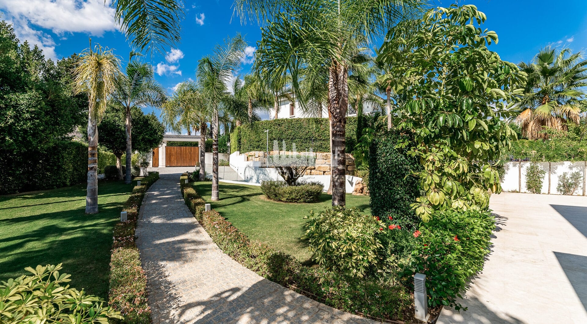 Villa Maria - Los Naranjos, Nueva Andalucia