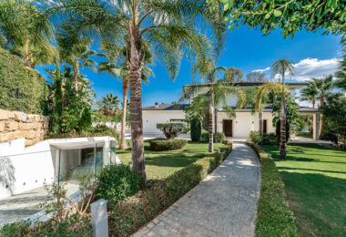 Villa Maria - Los Naranjos, Nueva Andalucia