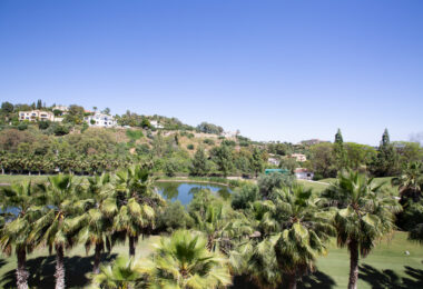 Penthouse overlooking the lake and the golf course in La Quinta – 3 bedrooms