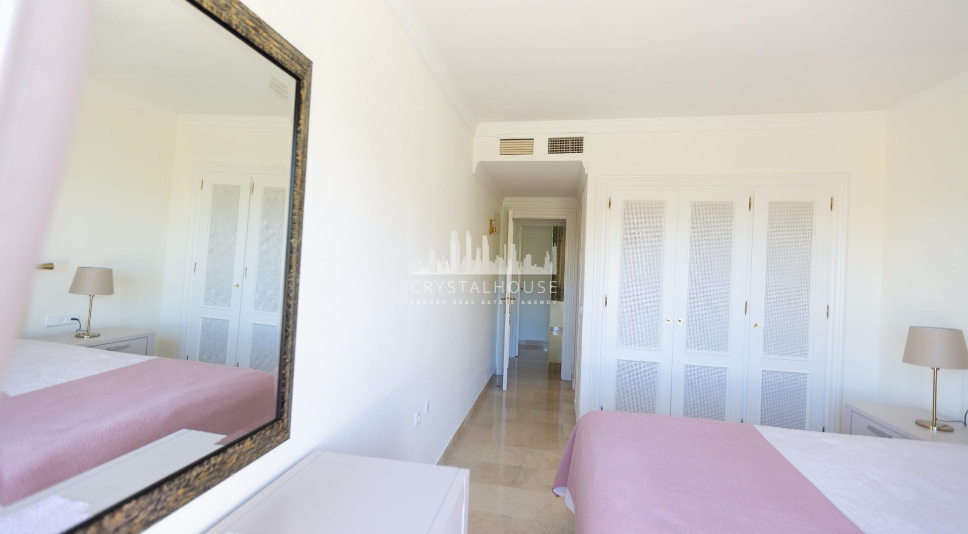 Penthouse overlooking the lake and the golf course in La Quinta – 3 bedrooms