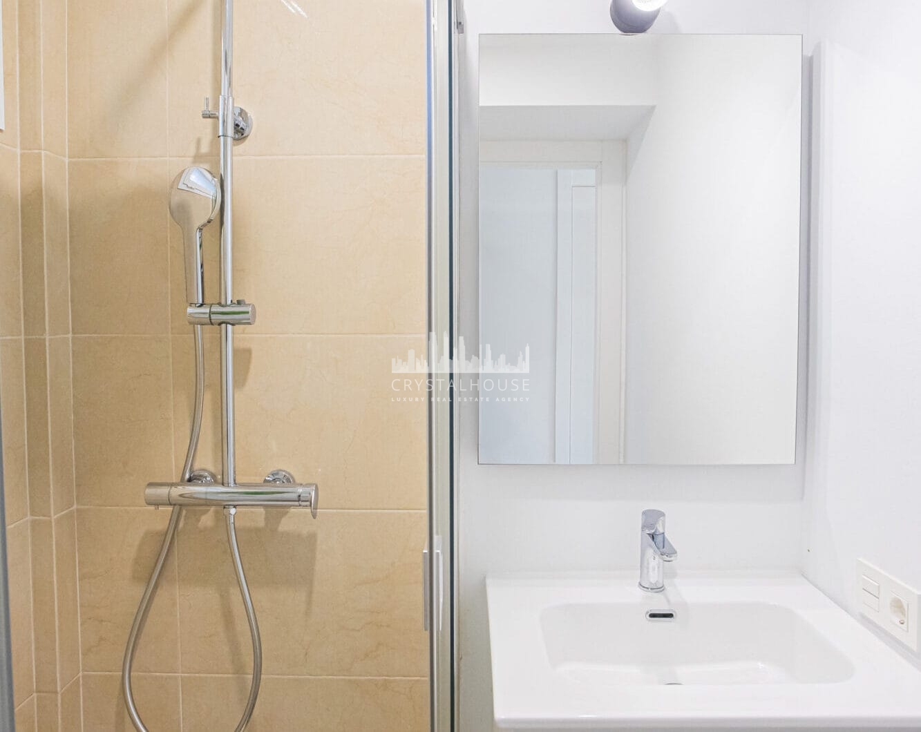 Modern comfort in the heart of Nueva Andalucía