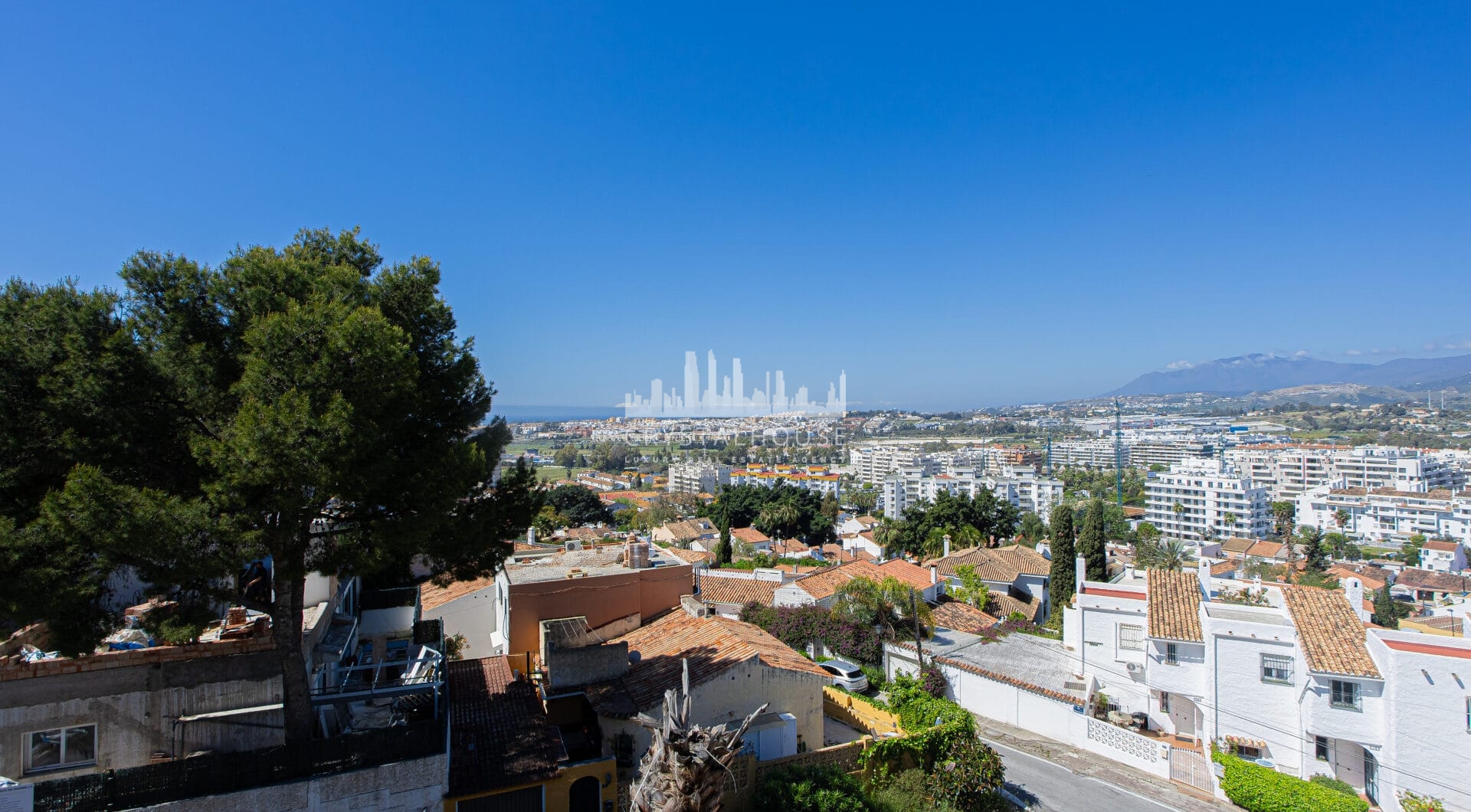 Modern comfort in the heart of Nueva Andalucía