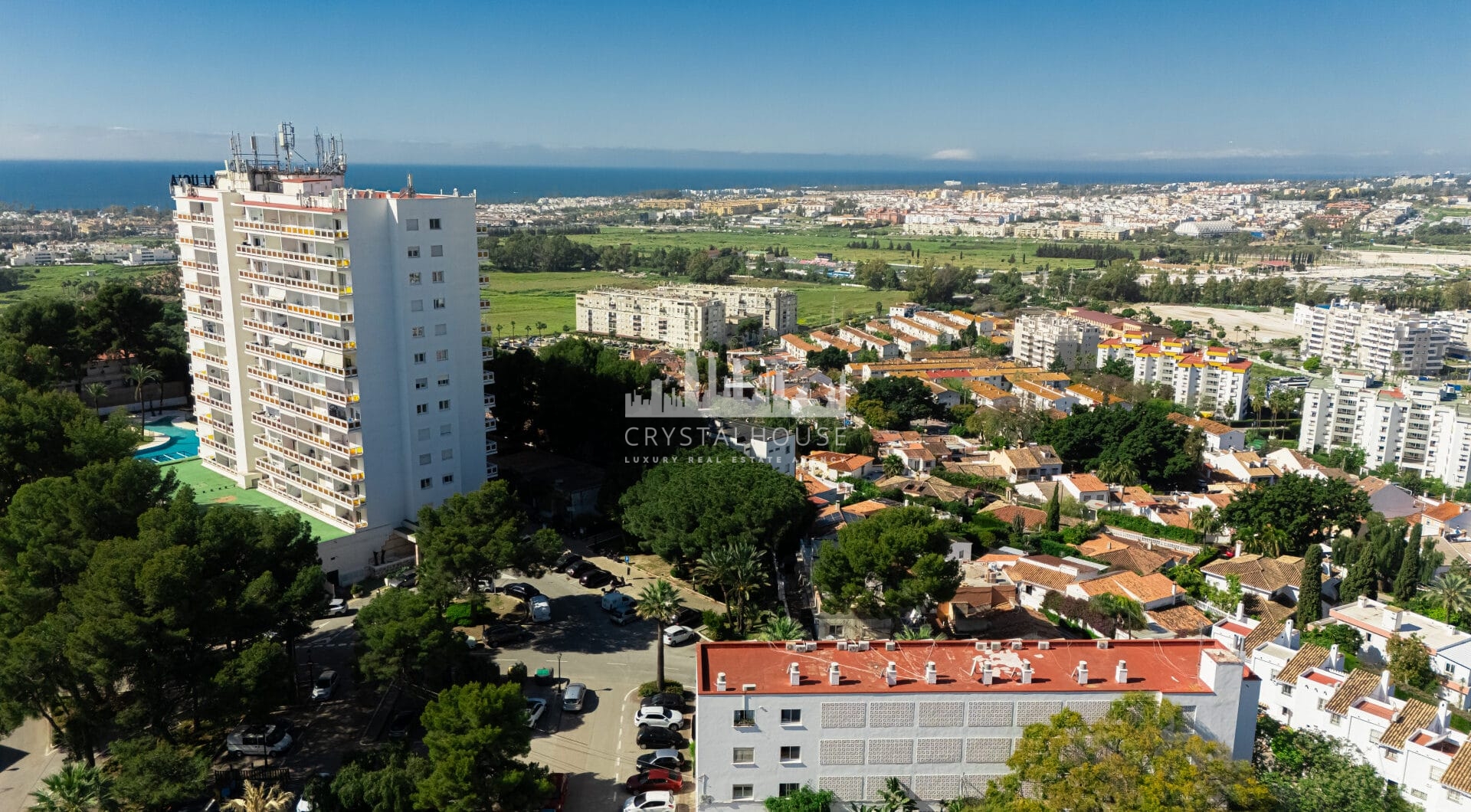 Modern comfort in the heart of Nueva Andalucía