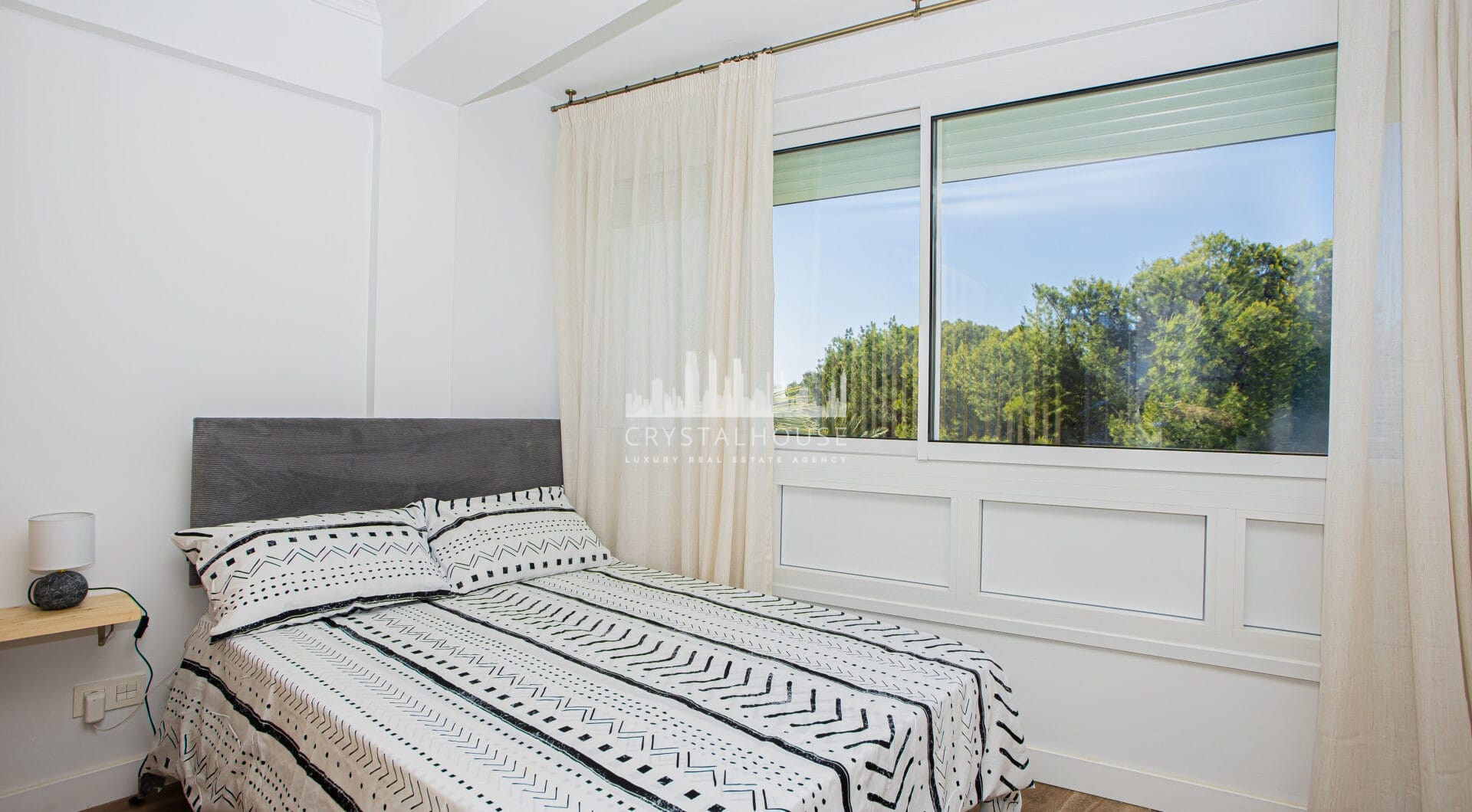 Modern comfort in the heart of Nueva Andalucía