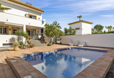 Charming Andalusian Townhouse in Tiro de Pichón, San Pedro de Alcántara