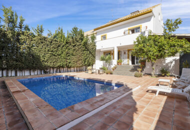 Charming Andalusian Townhouse in Tiro de Pichón, San Pedro de Alcántara