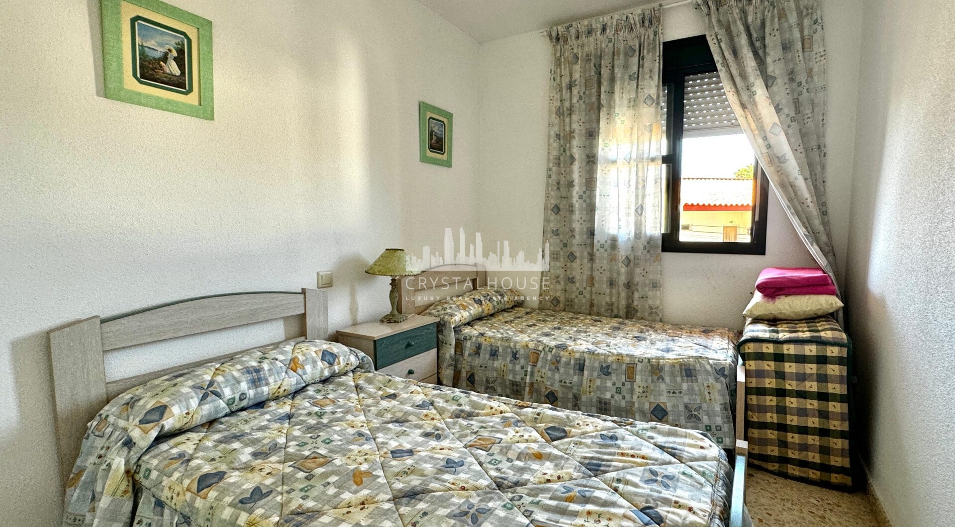 Mediterranean lifestyle just steps from the sea – Manilva Playa, Malaga