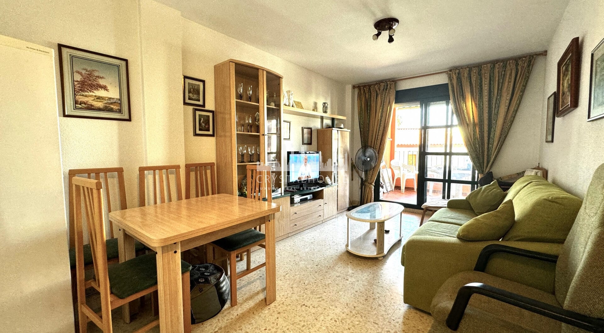 Mediterranean lifestyle just steps from the sea – Manilva Playa, Malaga