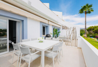 Ground floor apartment in La Quinta, Benahavís