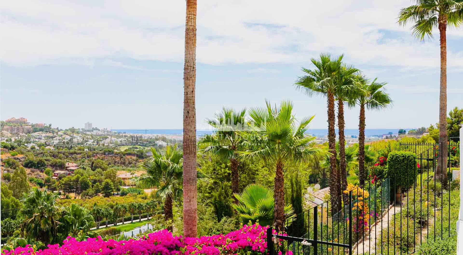 Ground floor apartment in La Quinta, Benahavís