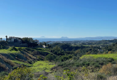 Plot for sale in Estepona Este