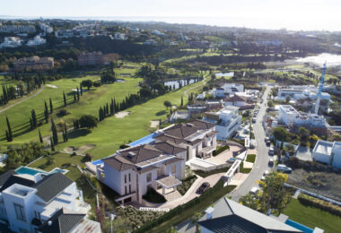 Brand new projects of a modern / contemporary villa in Los Flamingos Golf