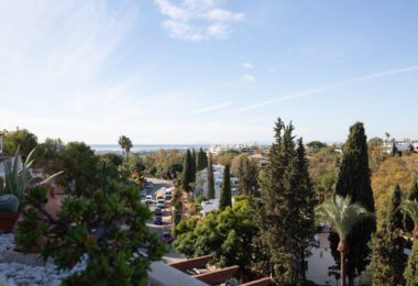 Spectacular 3-bedroom duplex penthouse in Coto Real, Lomas de Marbella Club