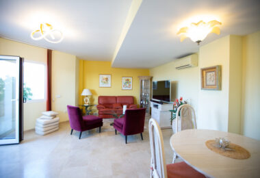 Spectacular 3-bedroom duplex penthouse in Coto Real, Lomas de Marbella Club