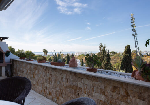 Spectacular 3-bedroom duplex penthouse in Coto Real, Lomas de Marbella Club