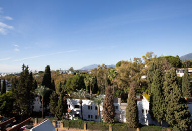 Spectacular 3-bedroom duplex penthouse in Coto Real, Lomas de Marbella Club