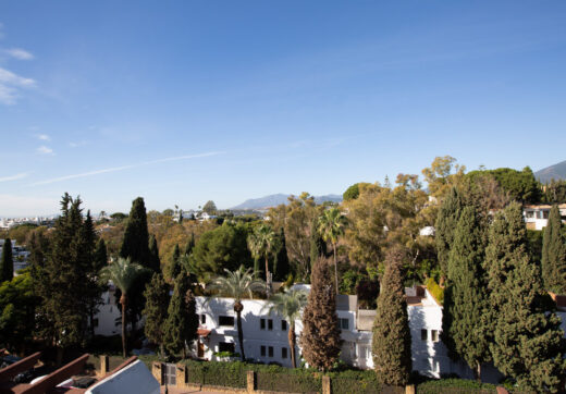 Spectacular 3-bedroom duplex penthouse in Coto Real, Lomas de Marbella Club