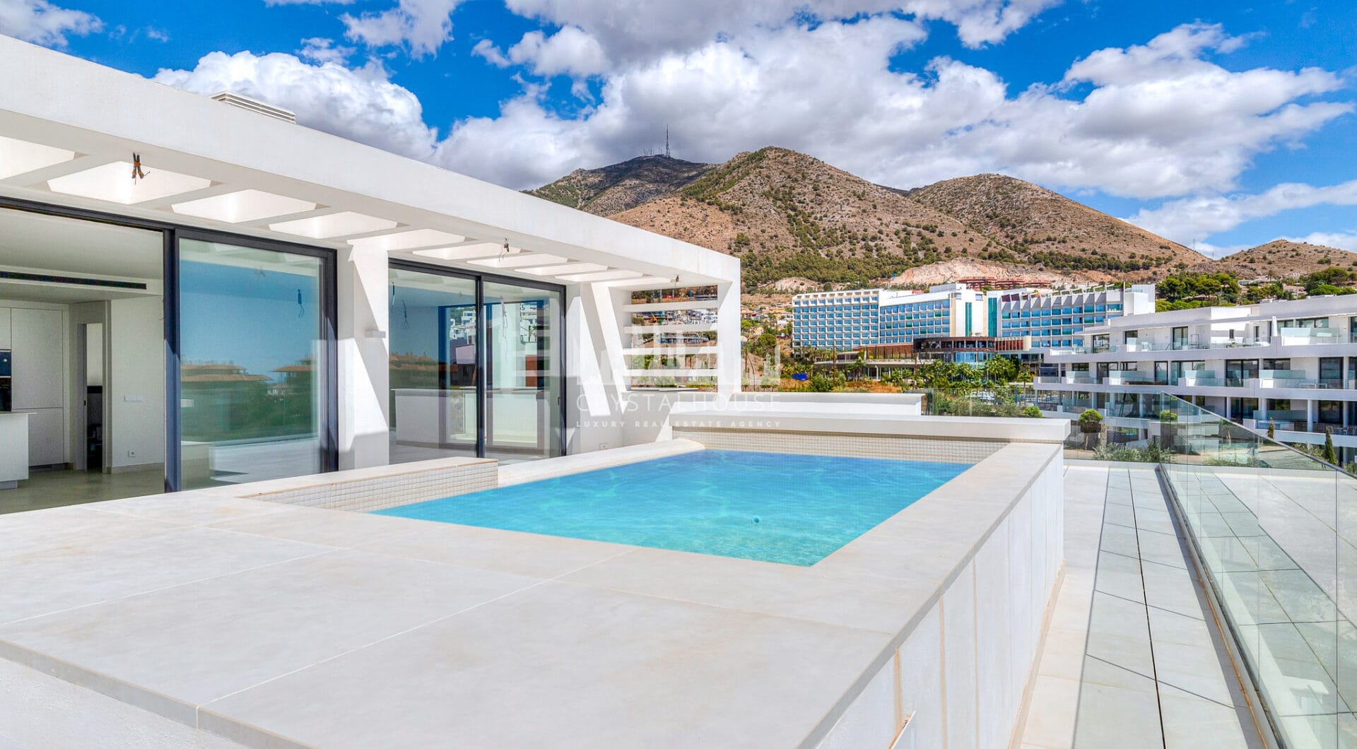 Sky Villa Penthouse Reserva de Higuerón Resort