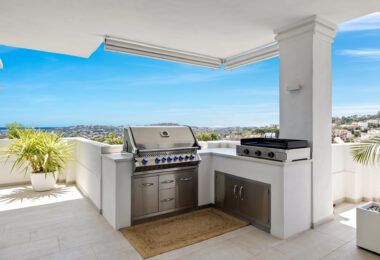 Stunning 7-bed apartment located in urb. Nine Lions, Nueva Andalucia, Marbella