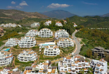 Stunning 7-bed apartment located in urb. Nine Lions, Nueva Andalucia, Marbella
