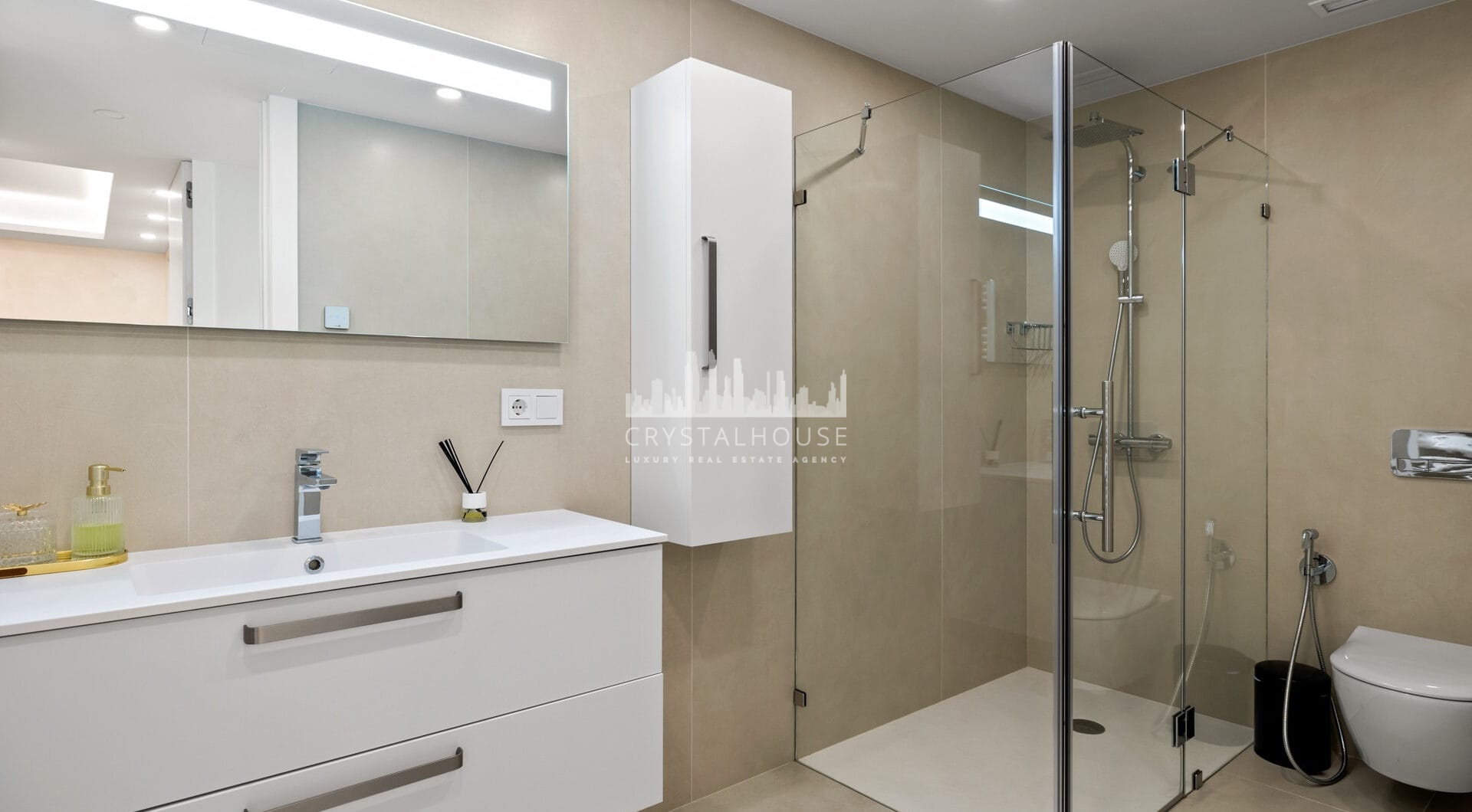 Stunning 7-bed apartment located in urb. Nine Lions, Nueva Andalucia, Marbella