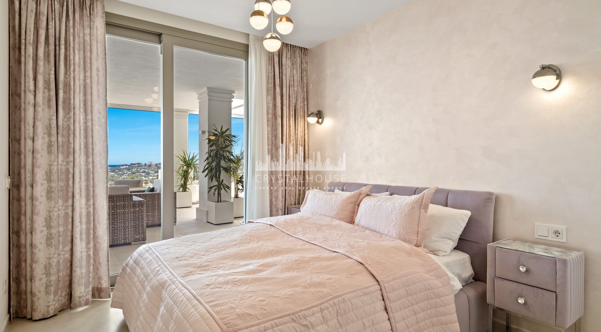 Stunning 7-bed apartment located in urb. Nine Lions, Nueva Andalucia, Marbella