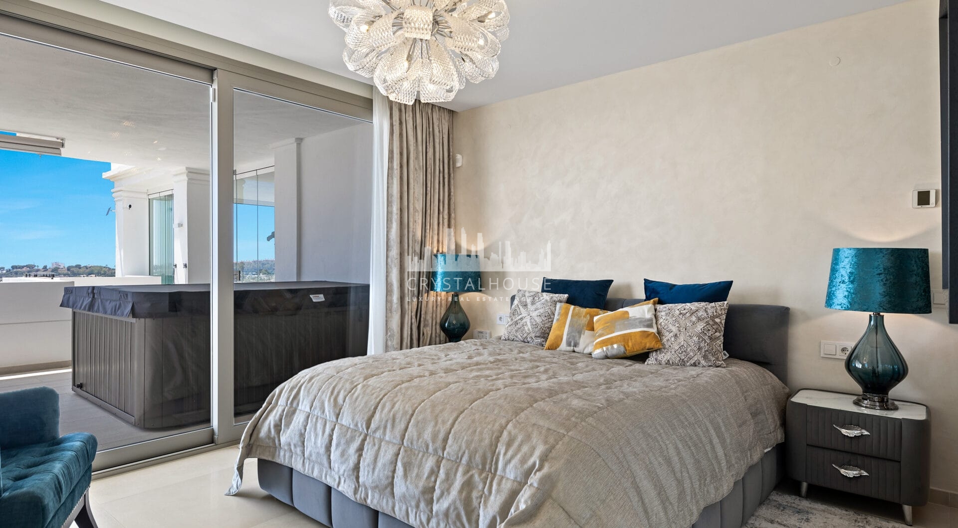 Stunning 7-bed apartment located in urb. Nine Lions, Nueva Andalucia, Marbella