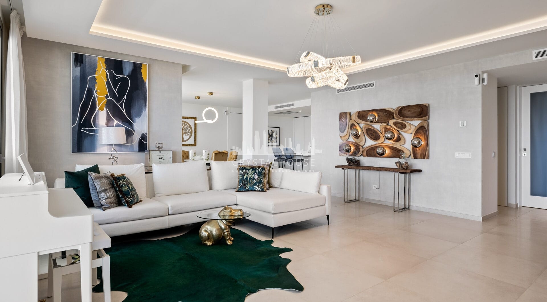 Stunning 7-bed apartment located in urb. Nine Lions, Nueva Andalucia, Marbella