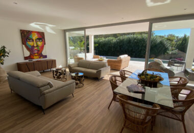 Newly built quality villa on the beach side of San Pedro de Alcántara