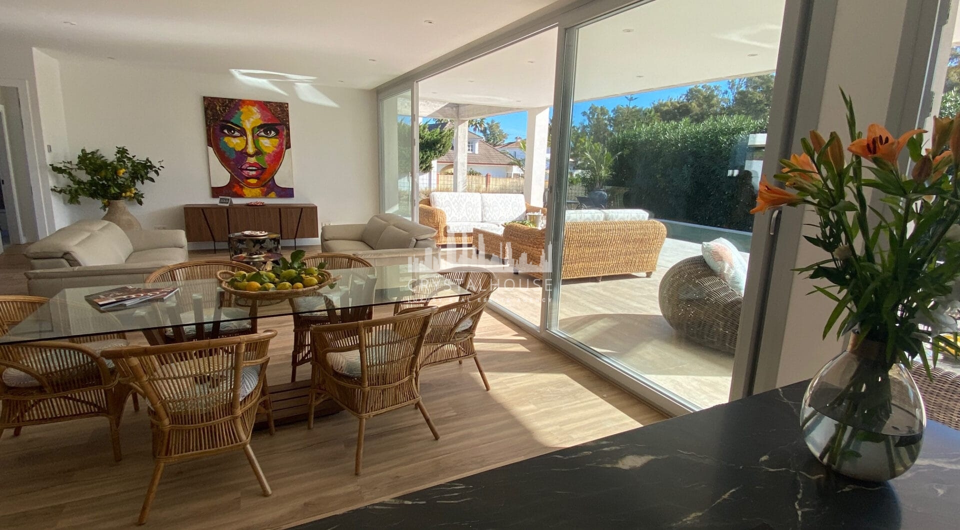 Newly built quality villa on the beach side of San Pedro de Alcántara