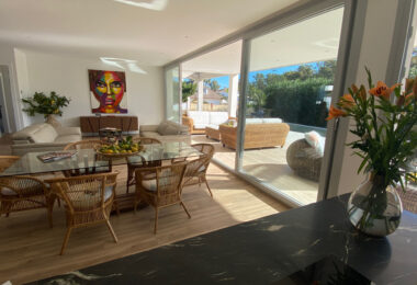 Newly built quality villa on the beach side of San Pedro de Alcántara