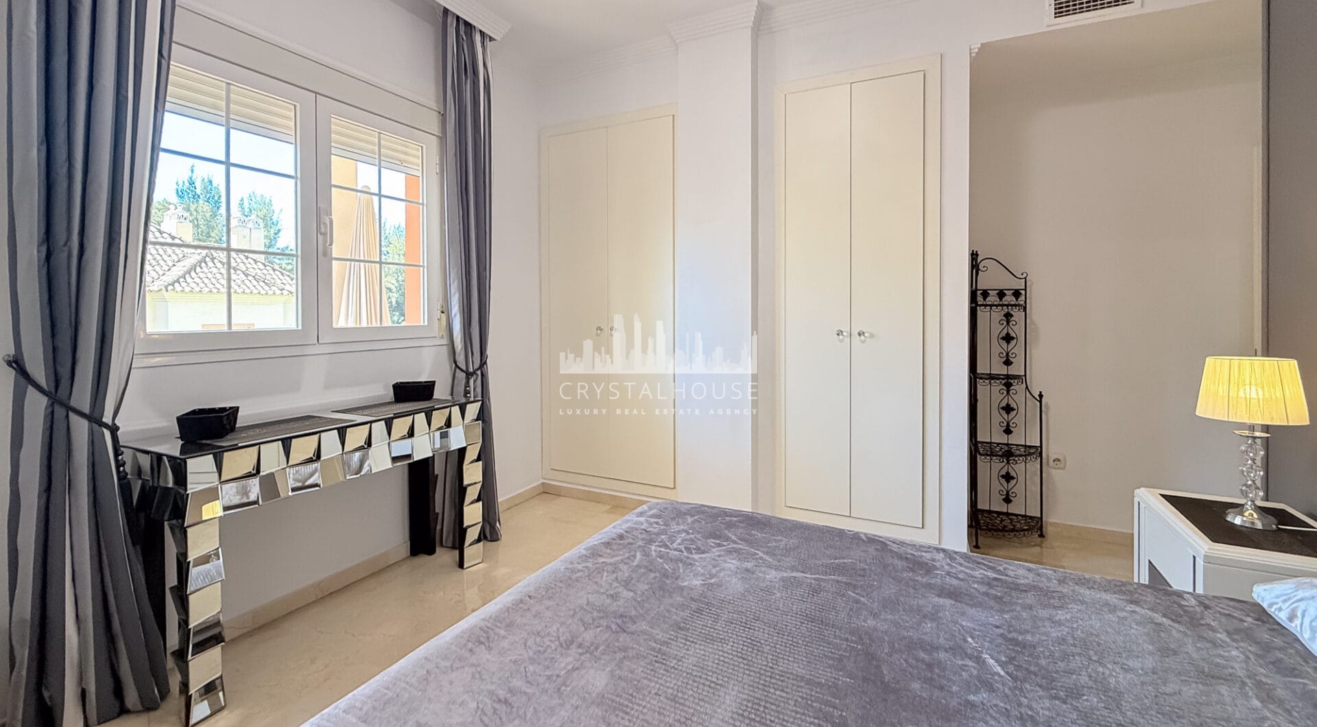 Apartment for Sale in Nueva Andalucia