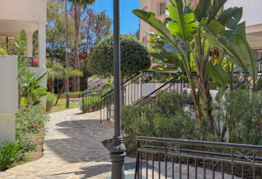 Apartment for Sale in Nueva Andalucia