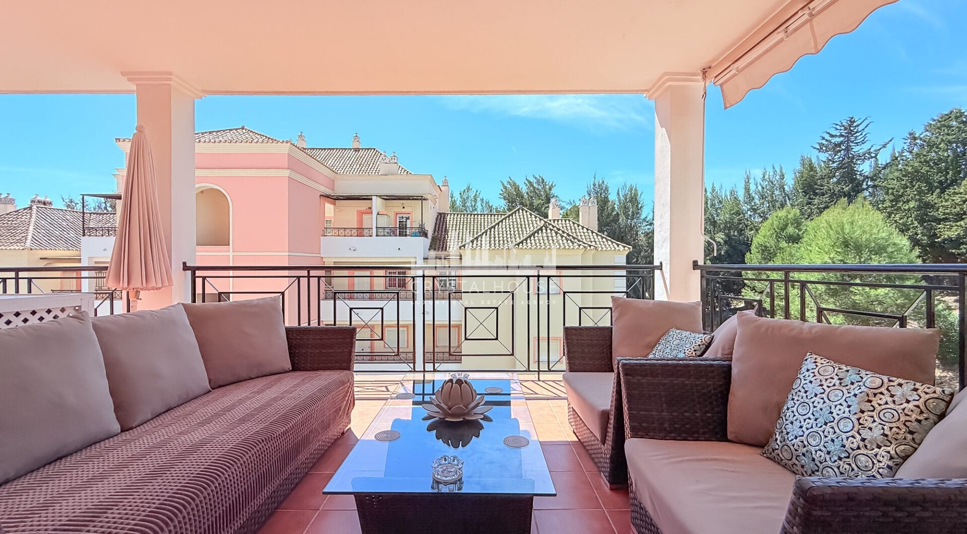 Apartment for Sale in Nueva Andalucia