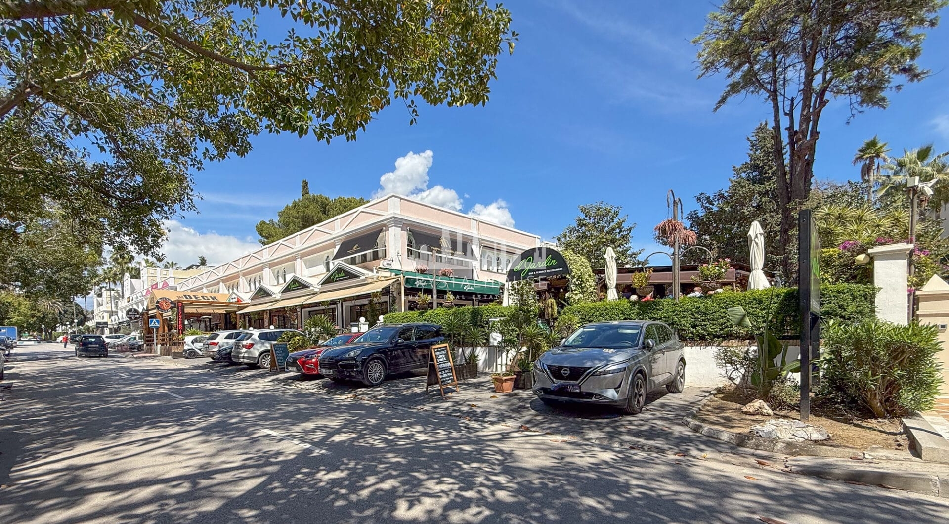 Apartment for Sale in Nueva Andalucia