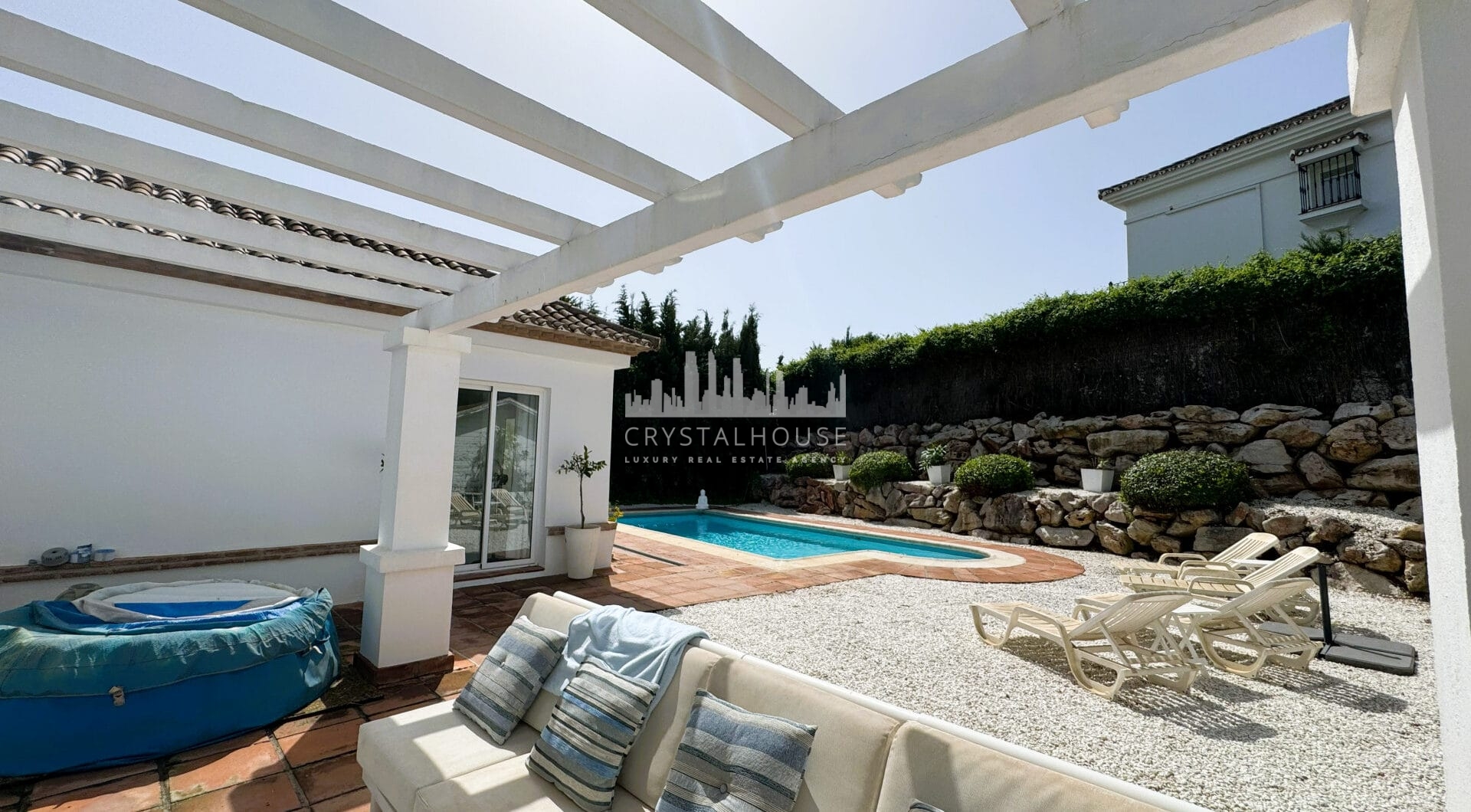 Charming Villa for Sale in Zona B, Sotogrande Costa