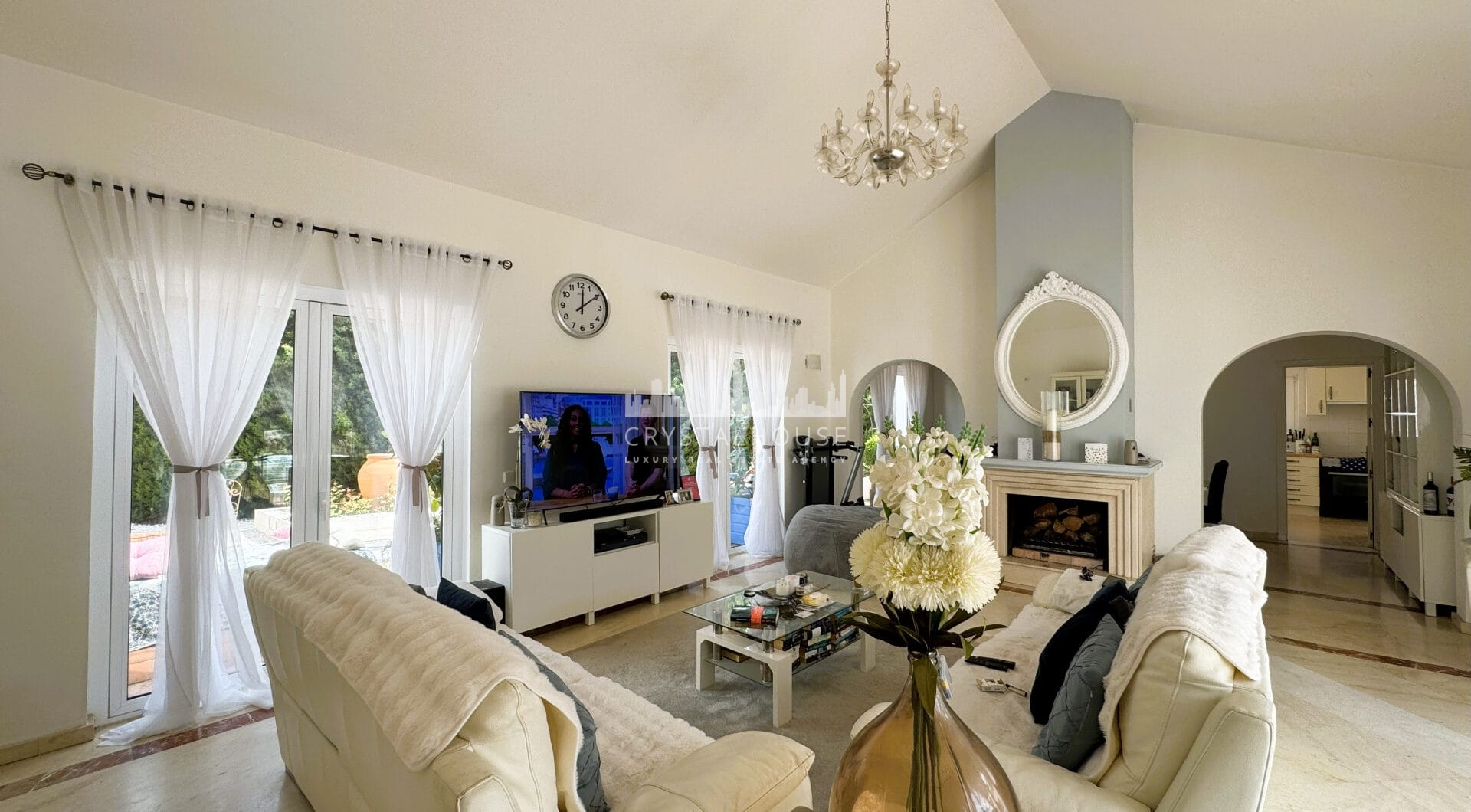 Charming Villa for Sale in Zona B, Sotogrande Costa