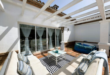 Charming Villa for Sale in Zona B, Sotogrande Costa