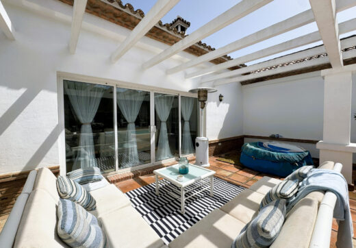 Charming Villa for Sale in Zona B, Sotogrande Costa
